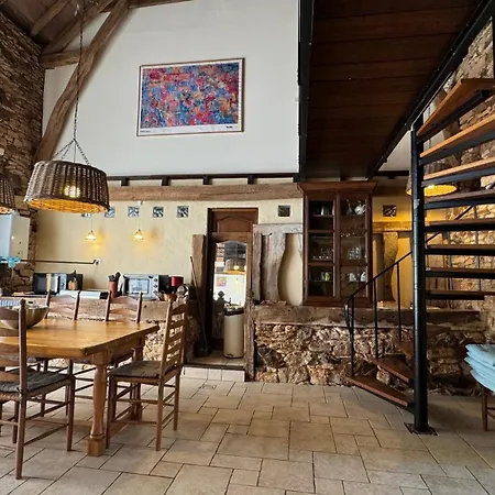 Domaine De La Bastide Feriehus *